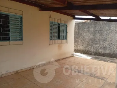 Casa com 3 Quartos à venda, 100m² no Laranjeiras, Uberlândia