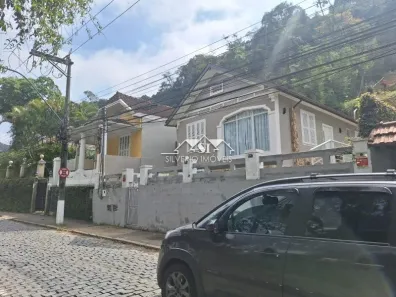 Casa com 3 Quartos à venda, 198m² no Centro, Petrópolis