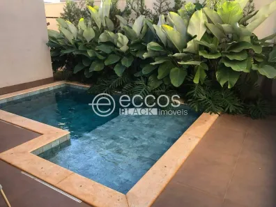 Casa de Condomínio com 3 Quartos à venda, 223m² no Jardim Sul, Uberlândia