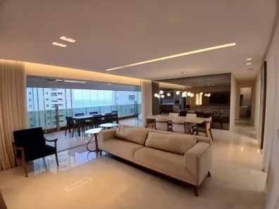 Apartamento com 4 Quartos para alugar, 165m² no Pituaçu, Salvador