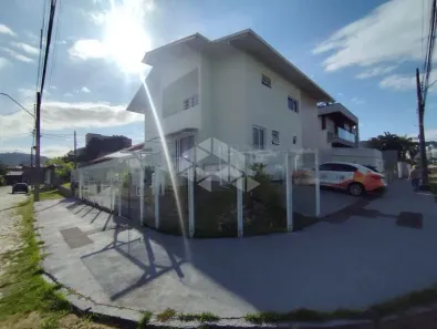 Apartamento com 2 Quartos para alugar, 60m² no Itacorubi, Florianópolis