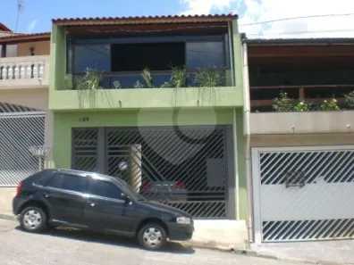Sobrado com 3 Quartos à venda, 220m² no Jardim Peri, São Paulo