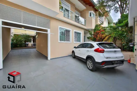 Sobrado com 3 Quartos à venda, 313m² no Vila Scarpelli, Santo André