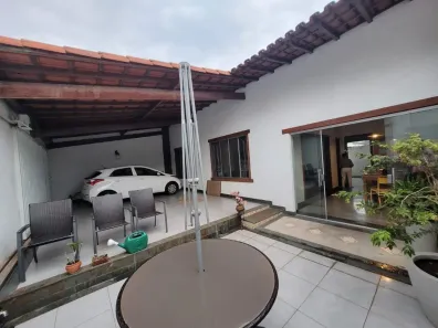 Casa com 3 Quartos à venda, 261m² no Padre Eustáquio, Belo Horizonte