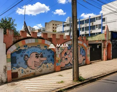 à venda, 474m² no Fabrício, Uberaba