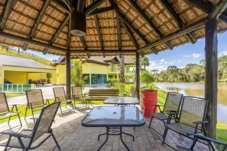 Fazenda/Sítio com 8 Quartos à venda, 800m² no Costeira, São José dos Pinhais
