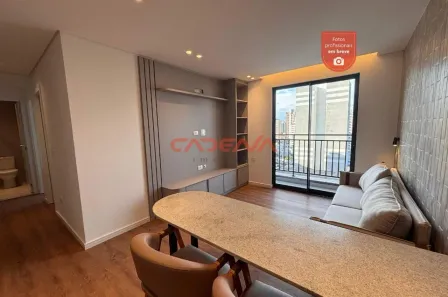 Apartamento com 2 Quartos para alugar, 58m² no Centro, Curitiba