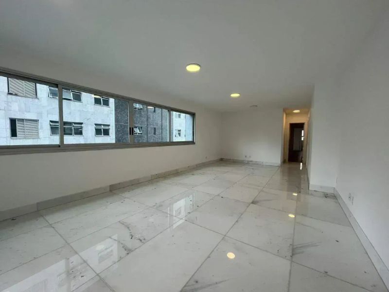 Apartamento com 4 quartos — Funcionários, Belo Horizonte