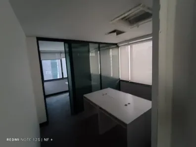 Sala Comercial com 4 Quartos para alugar, 116m² no Vila Cordeiro, São Paulo