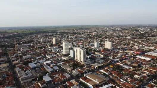 à venda, 501m² no Centro, Mirassol