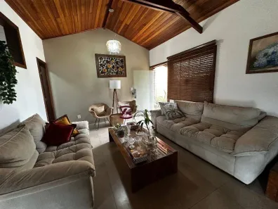 Casa de Condomínio com 3 Quartos à venda, 200m² no Vila Santa Maria, Piratininga