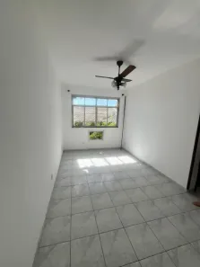 Apartamento com 2 Quartos para alugar, 63m² no Olaria, Rio de Janeiro