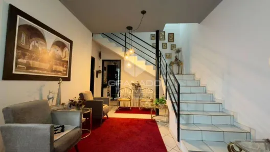 Sobrado com 3 Quartos à venda, 120m² no Vila Marumby, Maringá