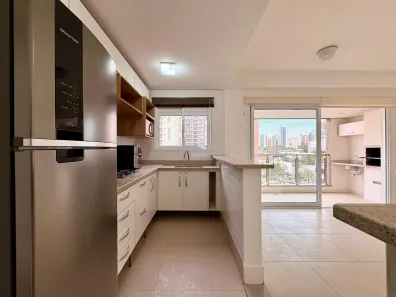 Apartamento com 2 Quartos para alugar, 92m² no Cambuí, Campinas