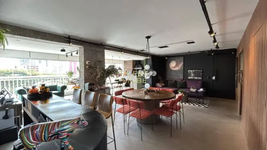 Apartamento com 2 Quartos à venda, 144m² no Vila Gumercindo, São Paulo