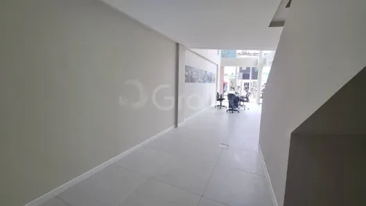Ponto Comercial à venda, 71m² no Trindade, Florianópolis