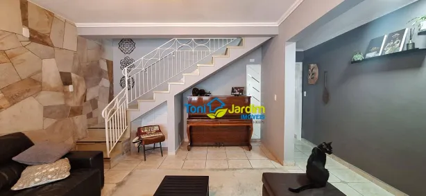 Sobrado com 3 Quartos à venda, 184m² no Vila Alice, Santo André