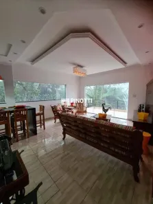 Fazenda/Sítio com 3 Quartos à venda, 276m² no Jardim Club de Campo, Santo André