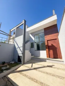 Casa com 2 Quartos à venda, 92m² no Lagoa, Macaé
