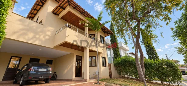Casa de Condomínio com 3 Quartos à venda, 250m² no Loteamento Portal do Sol I, Goiânia