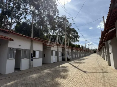 Casa de Condomínio com 2 Quartos à venda, 56m² no Caguassu, Sorocaba