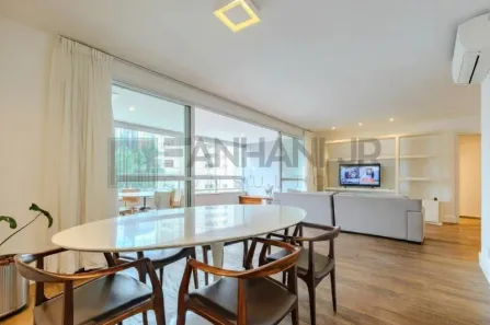 Apartamento com 3 Quartos para alugar, 156m² no Itaim Bibi, São Paulo