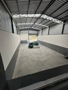 Galpão/Depósito/Armazém para alugar, 330m² no Dom Bosco, Betim