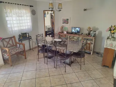 Casa com 4 Quartos à venda, 317m² no Jardim Maristela, Atibaia