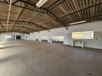 Galpão/Depósito/Armazém para alugar, 949m² no Vila Barcelona, Sorocaba