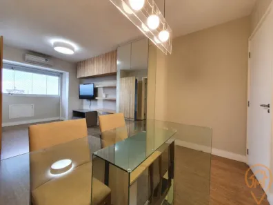 Apartamento com 2 Quartos à venda, 64m² no Centro Cívico, Curitiba