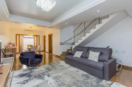 Sobrado com 4 Quartos à venda, 244m² no Estância Velha, Canoas