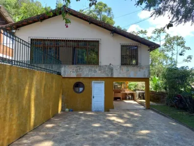 Casa com 4 Quartos à venda, 215m² no Castelanea, Petrópolis