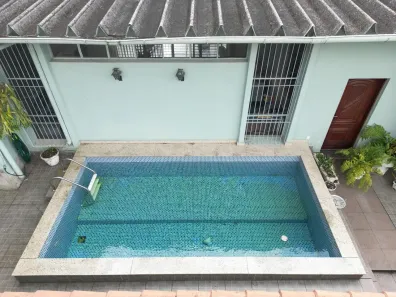 Casa com 5 Quartos à venda, 343m² no Vila Valqueire, Rio de Janeiro
