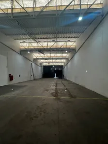 Galpão/Depósito/Armazém para alugar, 500m² no Jardim Contorno, Bauru