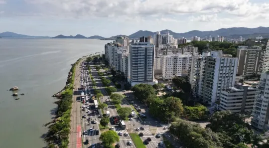 Apartamento com 1 Quarto para alugar, 64m² no Agronômica, Florianópolis