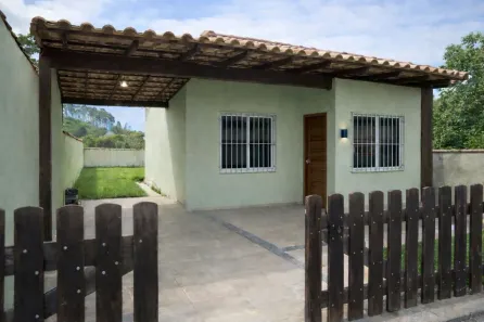 Casa com 2 Quartos à venda, 70m² no Madressilva (Bacaxá), Saquarema