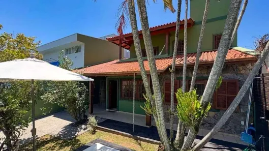 Casa com 4 Quartos à venda, 175m² no Canasvieiras, Florianópolis