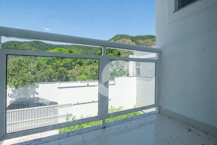 Casa com 3 Quartos à venda, 105m² no Itaipu, Niterói