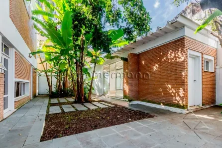 Sobrado com 6 Quartos à venda, 447m² no Vila Ida, São Paulo