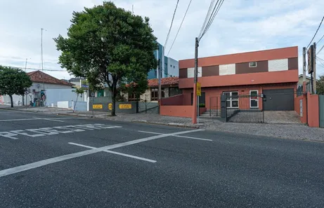 Casa com 6 Quartos à venda, 494m² no São Francisco, Curitiba