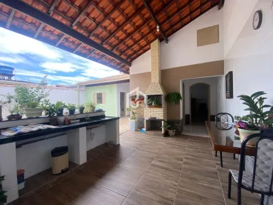 Casa com 5 Quartos à venda, 189m² no Parque Residencial Flor do Vale, Tremembé
