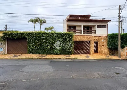 Sobrado com 4 Quartos à venda, 400m² no Jardim Nova Europa, Campinas