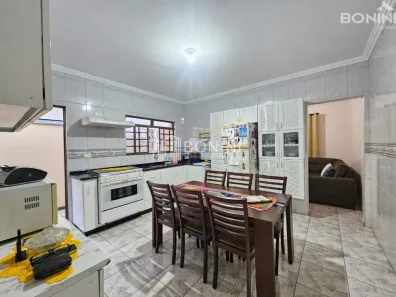 Casa com 2 Quartos à venda, 120m² no São Manoel, Americana