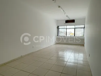 Sala Comercial à venda, 35m² no Passo da Areia, Porto Alegre