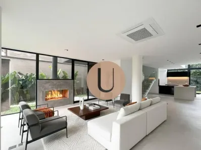 Casa com 3 Quartos à venda, 263m² no Jardim Paulista, São Paulo