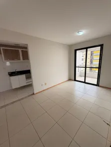 Apartamento com 3 Quartos para alugar, 79m² no São Brás, Belém