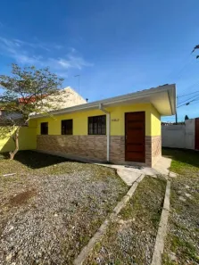 Casa com 3 Quartos para alugar, 57m² no Maracanã, Colombo