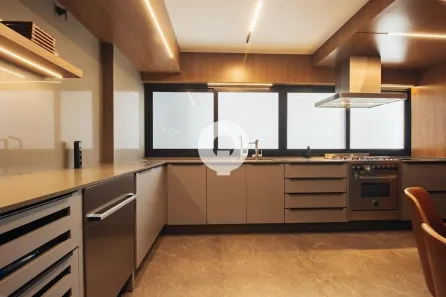 Apartamento com 4 Quartos à venda, 252m² no Centro Cívico, Curitiba
