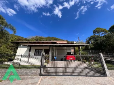 Casa com 4 Quartos à venda, 150m² no Velha Central, Blumenau