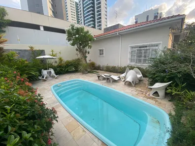 Casa com 4 Quartos à venda, 228m² no Madalena, Recife